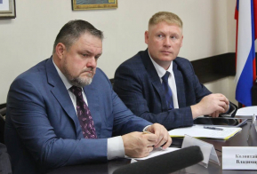 Вопросы обеспечения безопасности граждан на воде обсудили в правительстве края