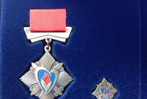 Школьников Николаевского района наградили знаками «Горячее сердце»