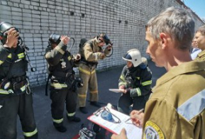 Лучших газодымозащитников определили в Комсомольске-на-Амуре